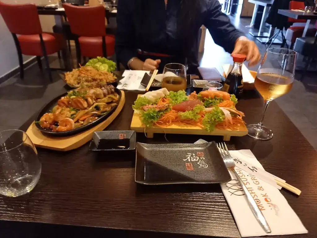 Menu_Moshi Sushi Wok & grill_Ranst_image_8