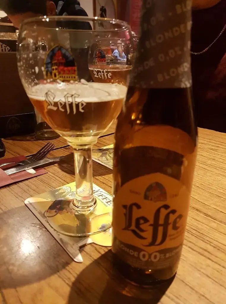 Brian Altman_Eet-staminée In de Molen_Bierbeek_reseña