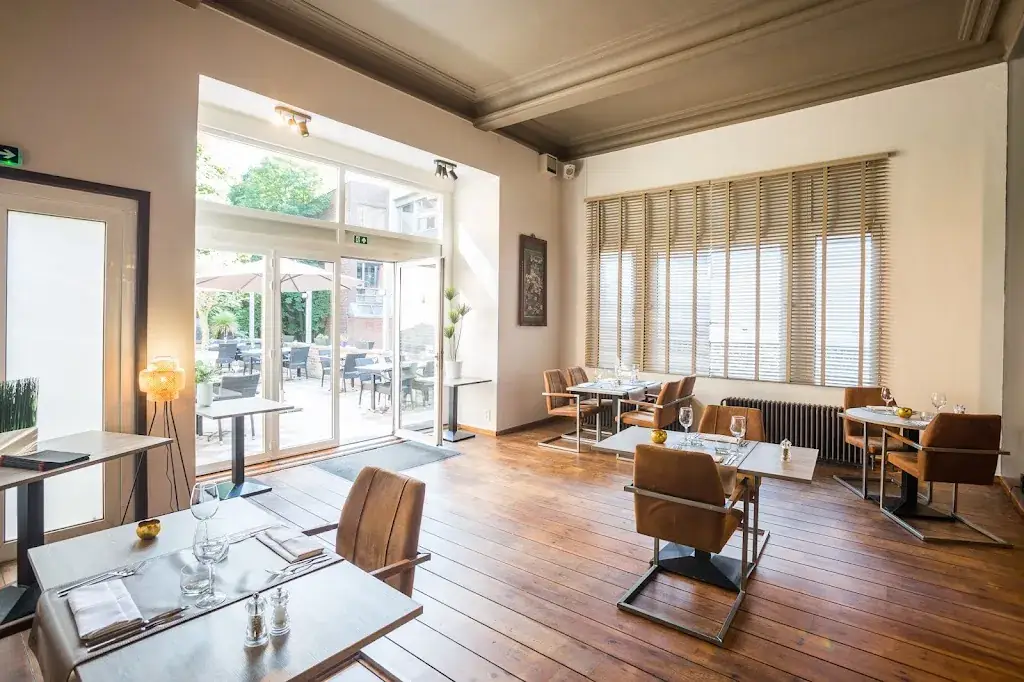 Ton Mai_Boom_slider_image_1