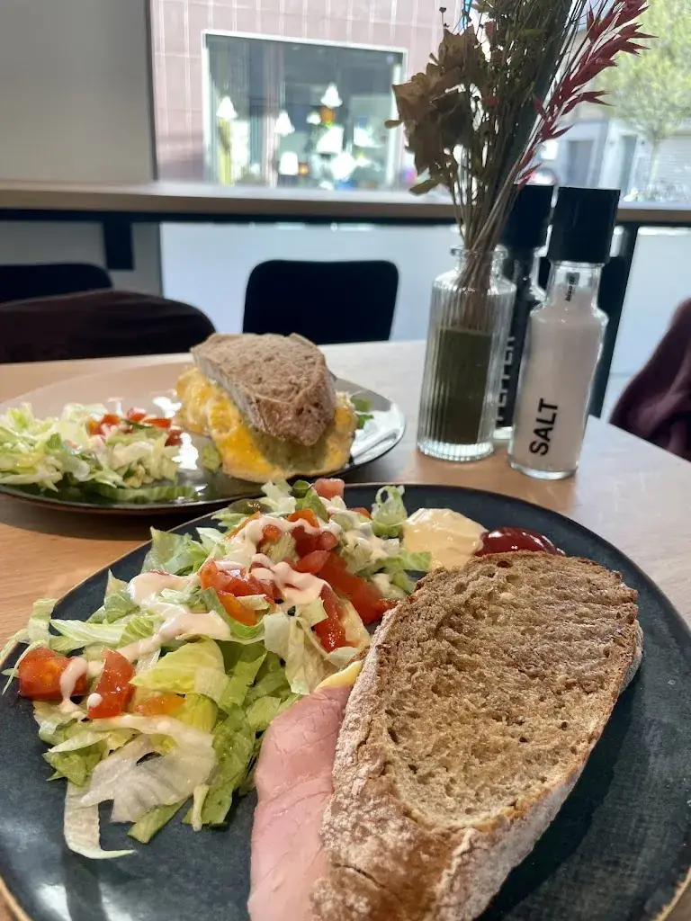 Liz ontbijt & lunch_Schelle_slider_image_3