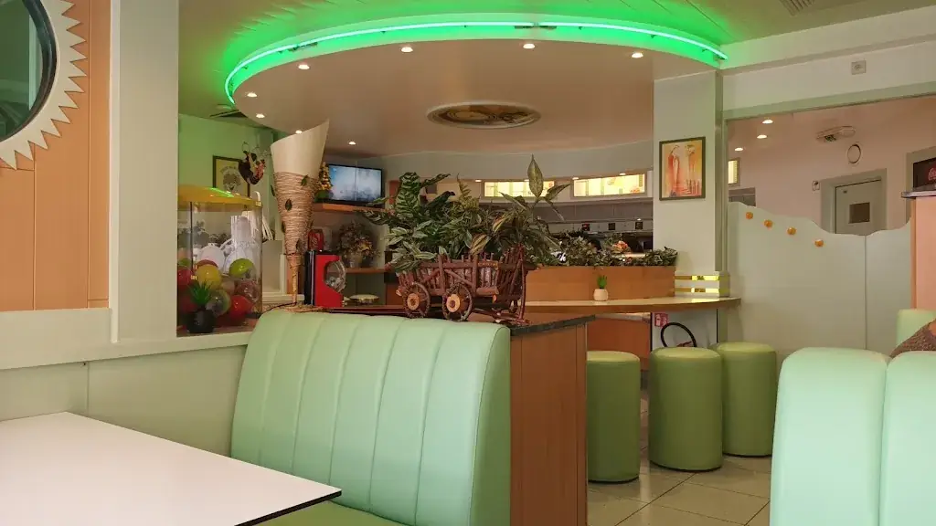 Frituur Den Bareel_Schelle_slider_image_1