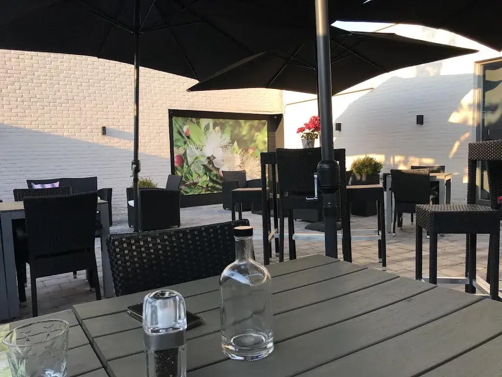 Peter Verschraegen_La Myrthe_Sint-Gillis-Waas_avis