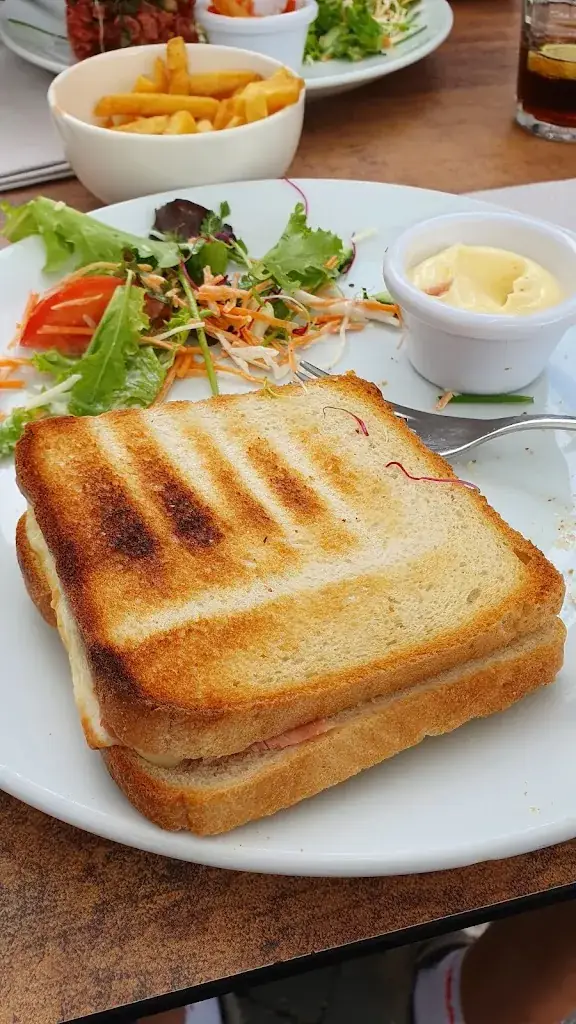 Nikola Kasagic_Brasserie Grand Bazaar_Schoten_review