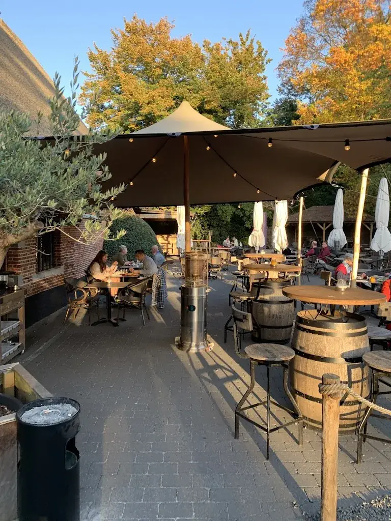 Brasserie Grand Bazaar Restaurant in Schoten