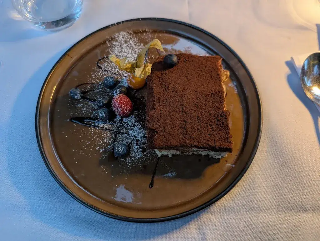 Marianne DT_Pane e Vino_Schoten_review