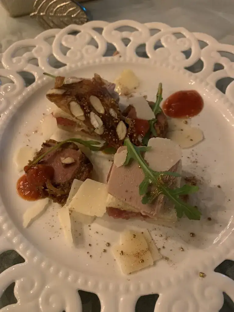 chantal zimmerman_De Laurier_Bierbeek_review