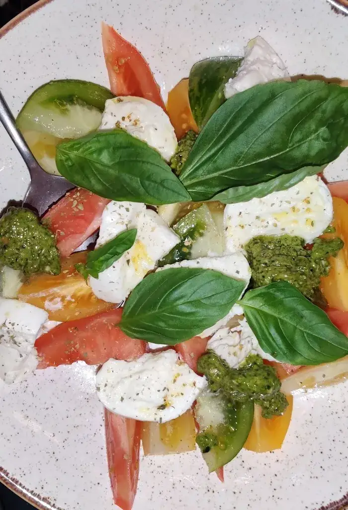 dineshkumar bhadiyadra_L’Angolino_Schoten_Bewertung