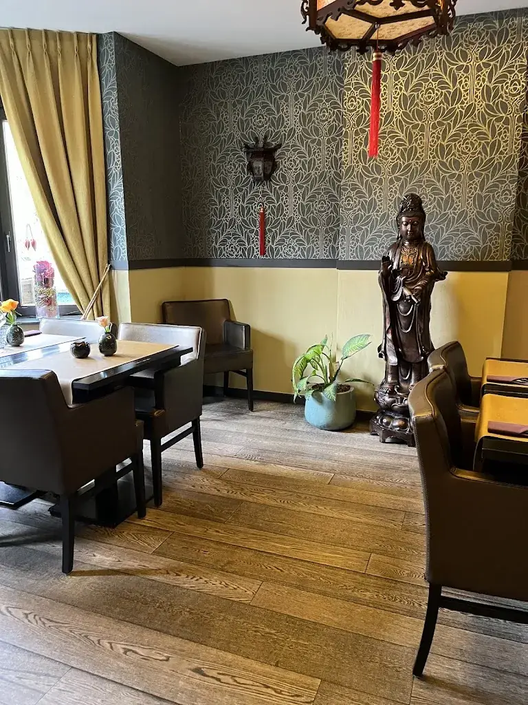 Hi World_Yi Jiang Nan • Restaurant_Sint-Genesius-Rode_review