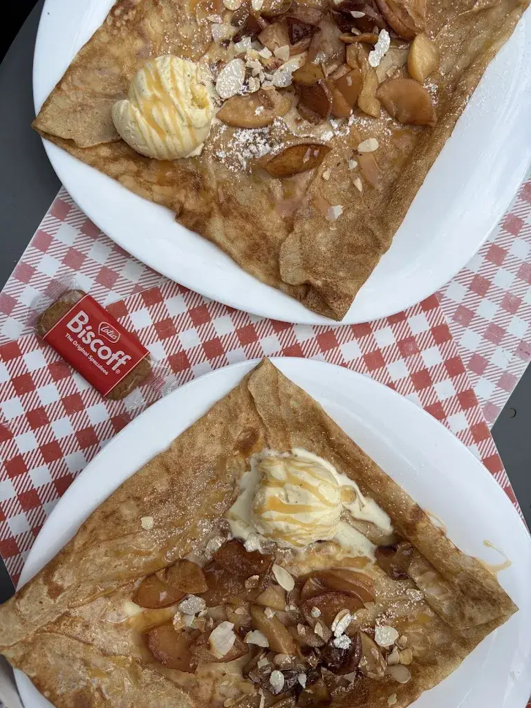 Leticia Martínez Rodríguez_La Ginguette du Merry_Sint-Genesius-Rode_review