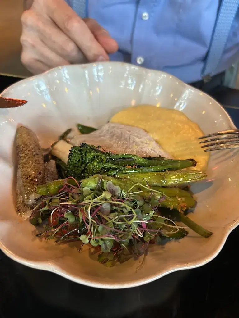 jani hindon_Jones Foodbar_Schilde_review