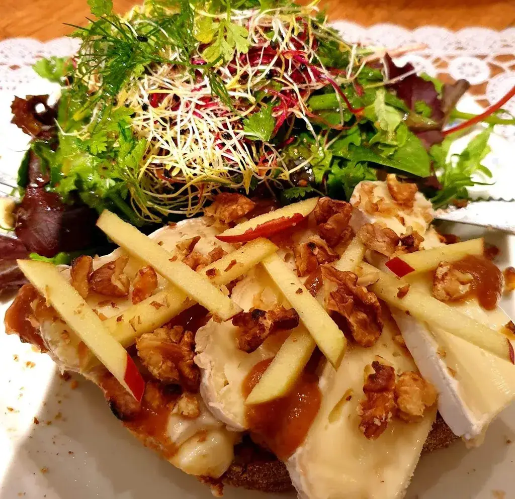 Arlette Janssens Ferber_Thé o d'Or_Schilde_review