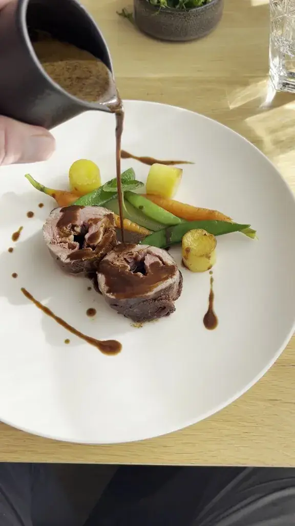 Artem Shymko_NESTA_Sint-Pieters-Leeuw_review