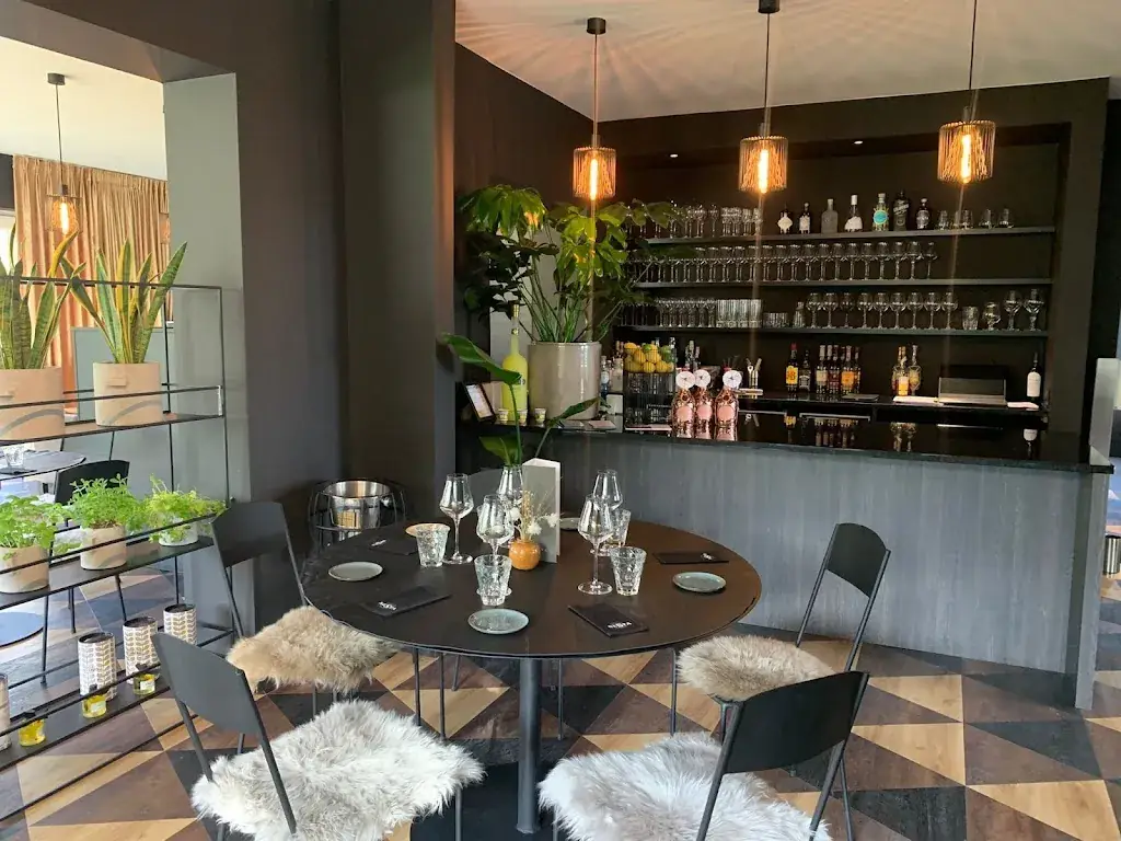 NESTA Restaurant in Sint-Pieters-Leeuw