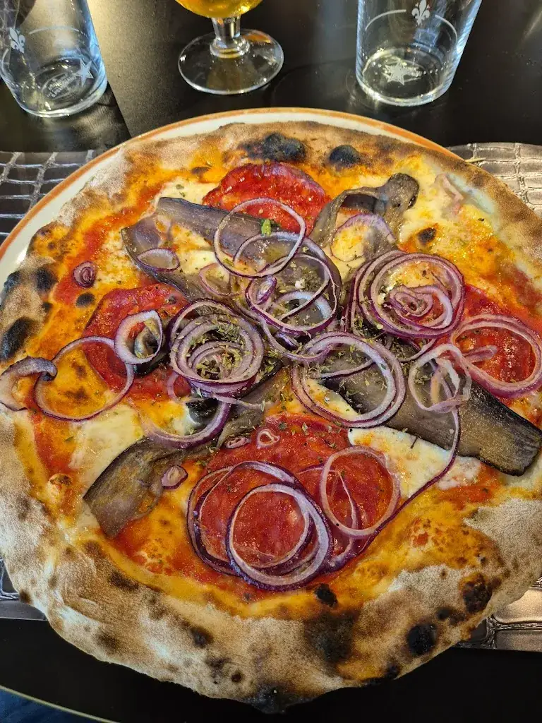 Piazza Grande_Lennik_slider_image_2