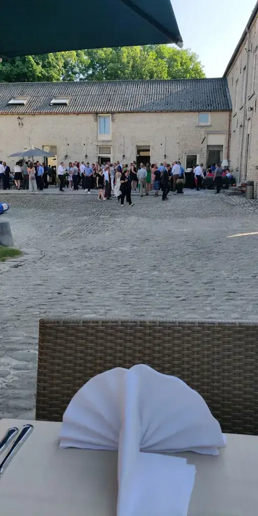 Sven C_Hof Ten AS_Steenokkerzeel_review