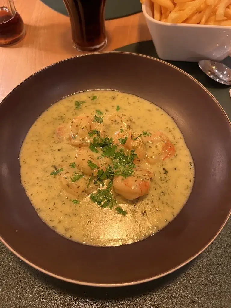 Salomé Bracq_Maison 3_Staden_review