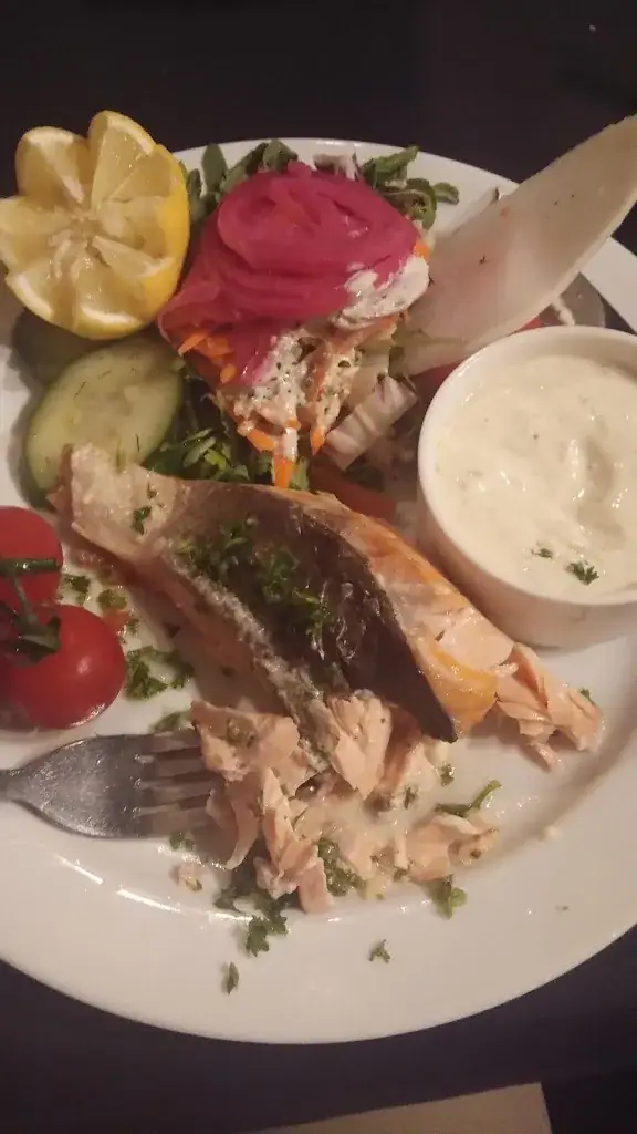 Lucky Anggadikusumah_Bistro De Neus_Stabroek_review