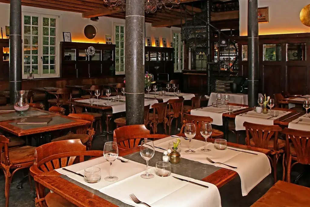 ‘t Koetshuis restaurante en Stabroek