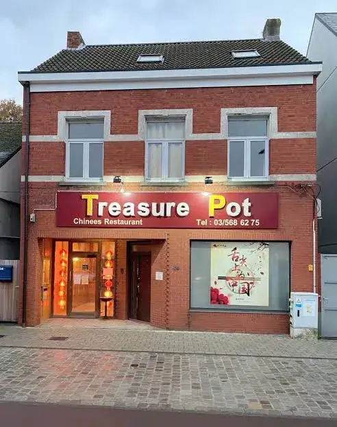 Thomas Calis_The Treasure Pot_Stabroek_review