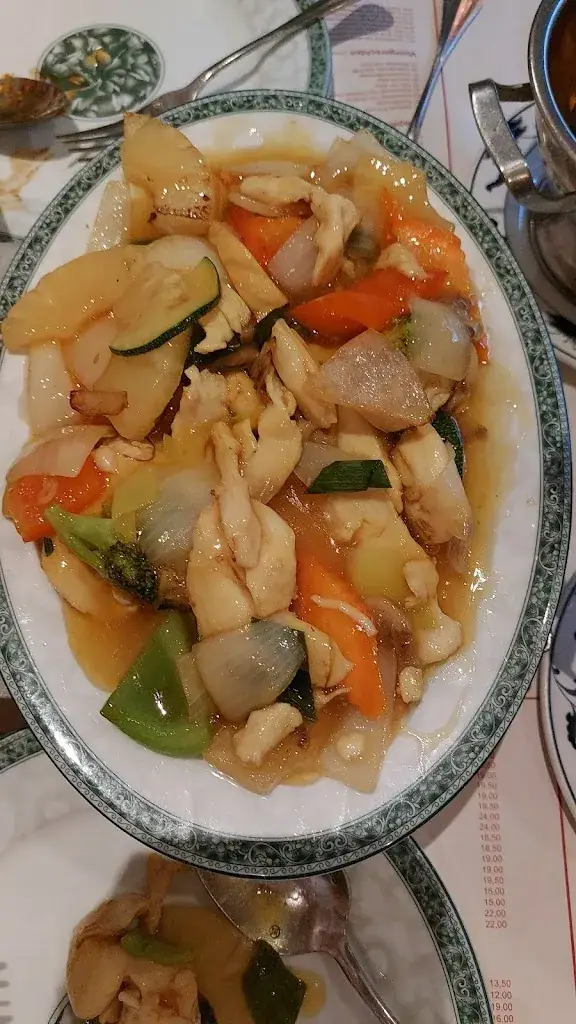 The Treasure Pot_Stabroek_slider_image_3