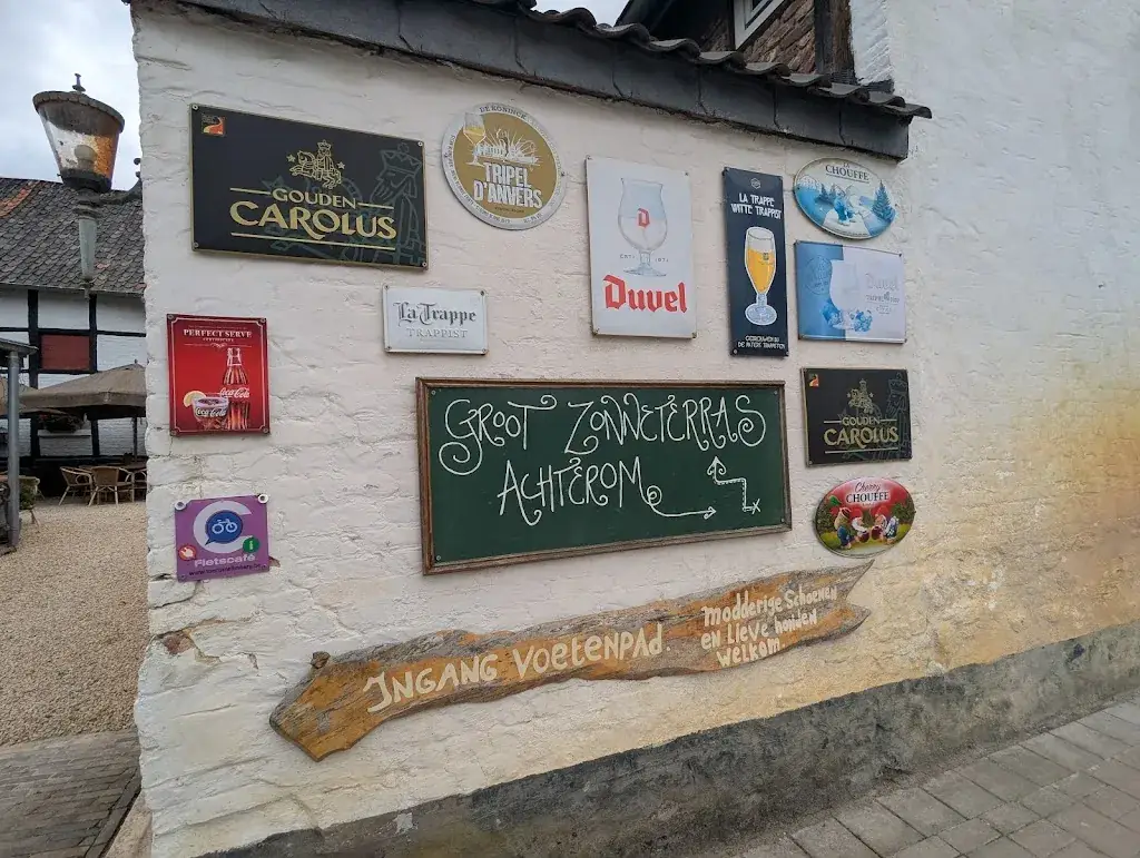 Alan King_Herberg Moeder de Gans_Voeren_avis