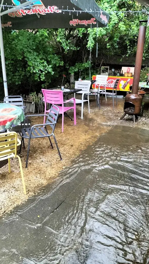 Zotte Lambiek Biercafé restaurant in Voeren