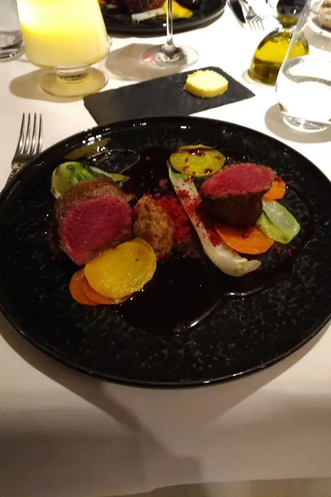 Julio García_De Kommel_Voeren_review