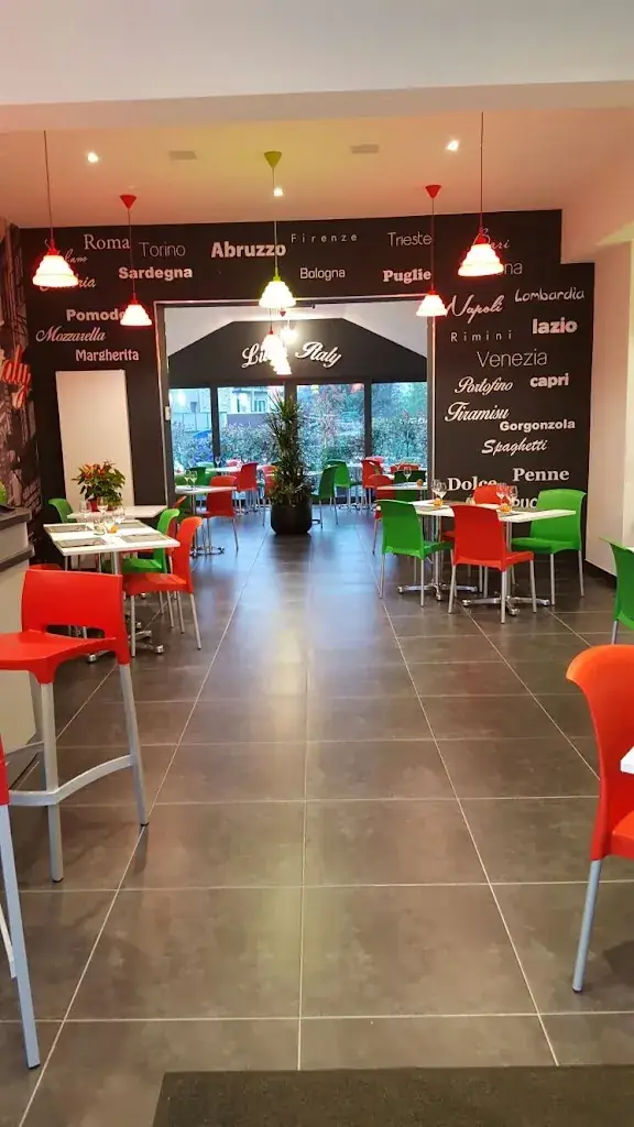 Little Italy Restaurant restaurante en Ternat