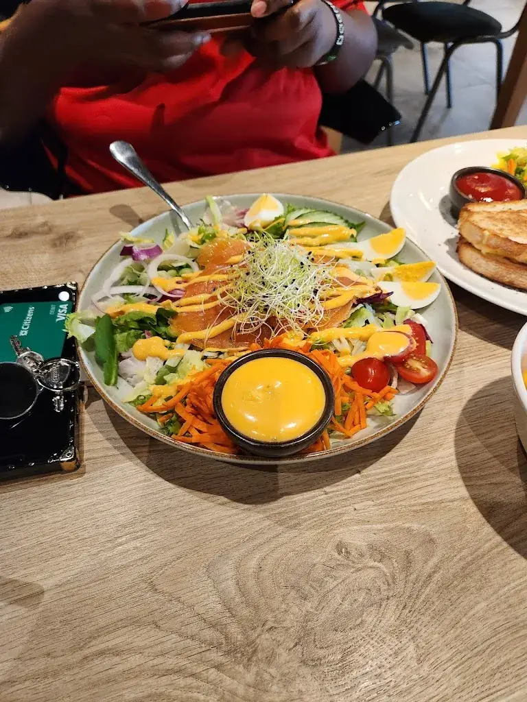 Matthew Rivera_Meating Place Kolmen_Alken_review