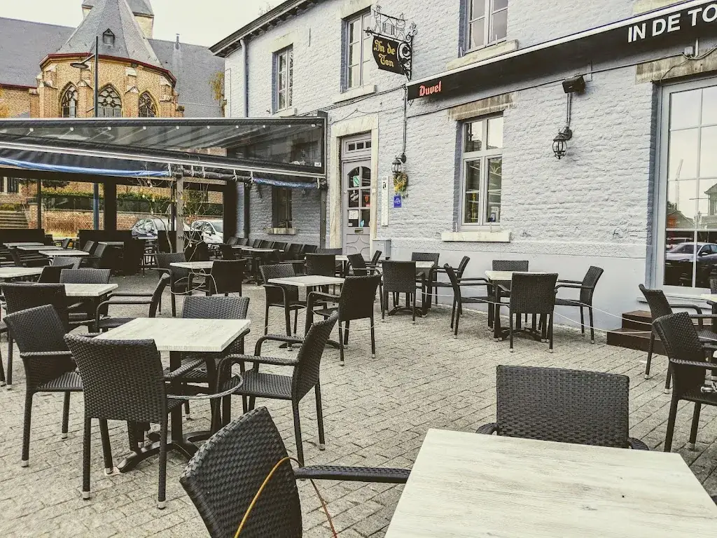In De Ton Restaurant in Alken