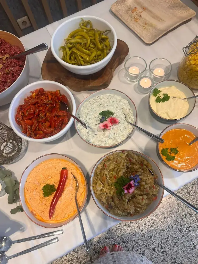 Rosanna Cammalleri_Danos BBQ_Alken_review