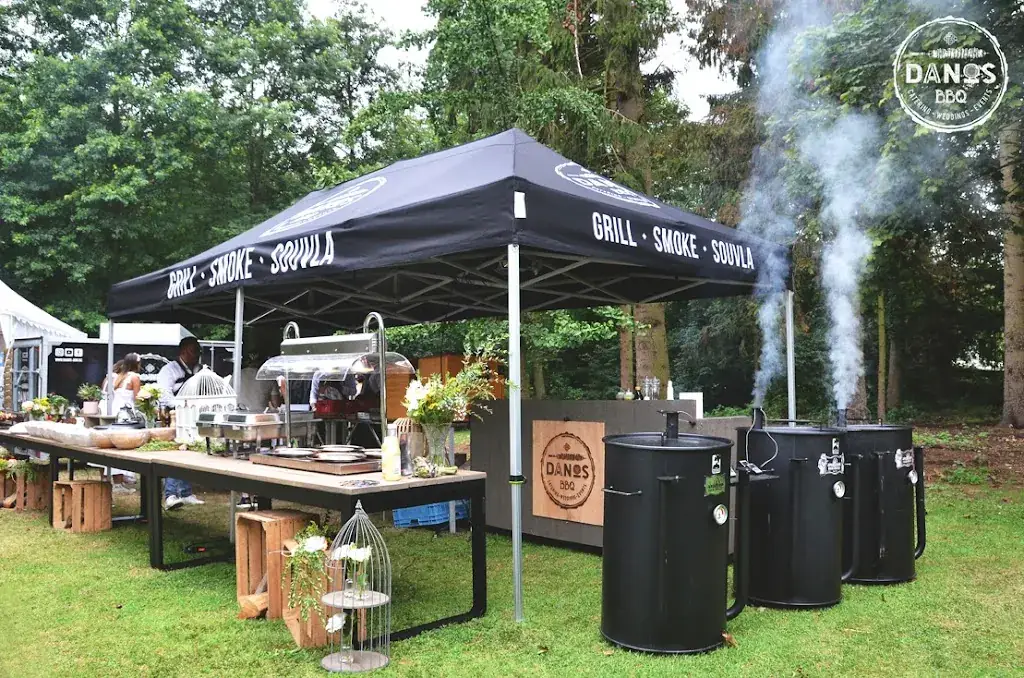 Danos BBQ restaurante en Alken