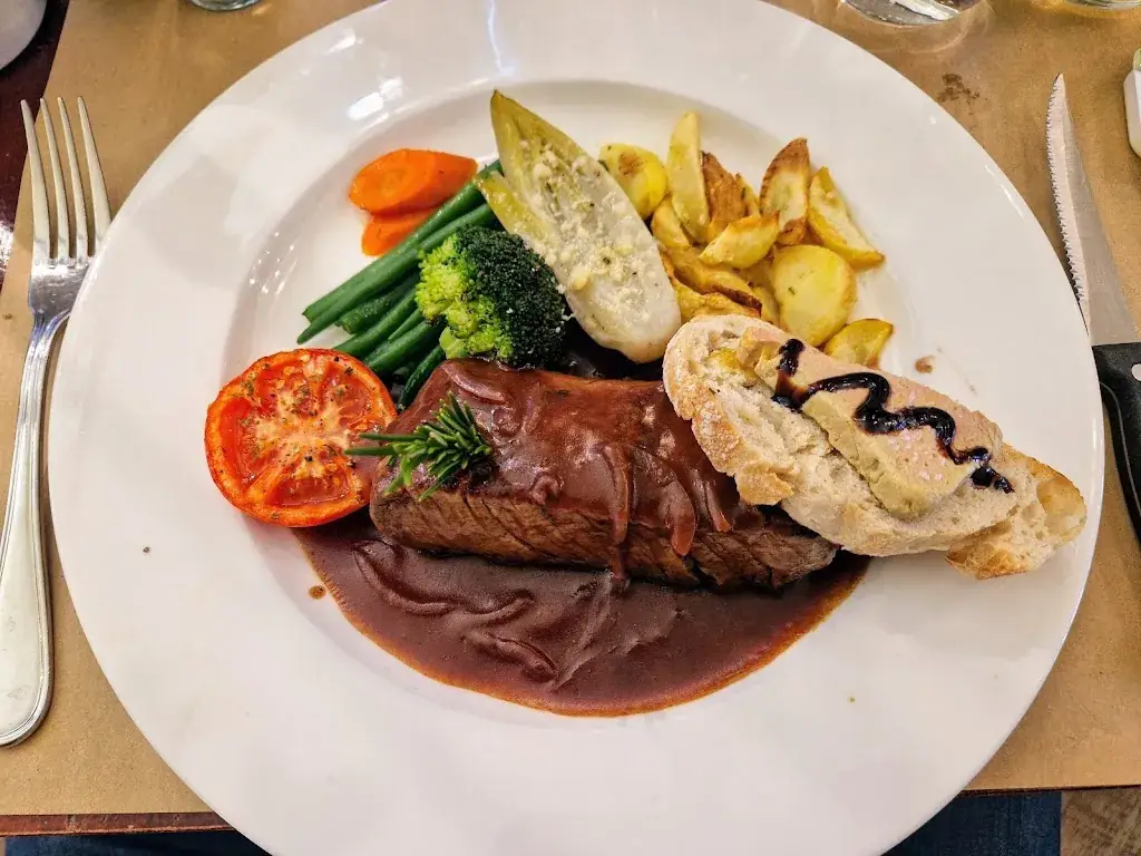 Tobias Jacobi_La Cantina Italiana_Tervuren_review