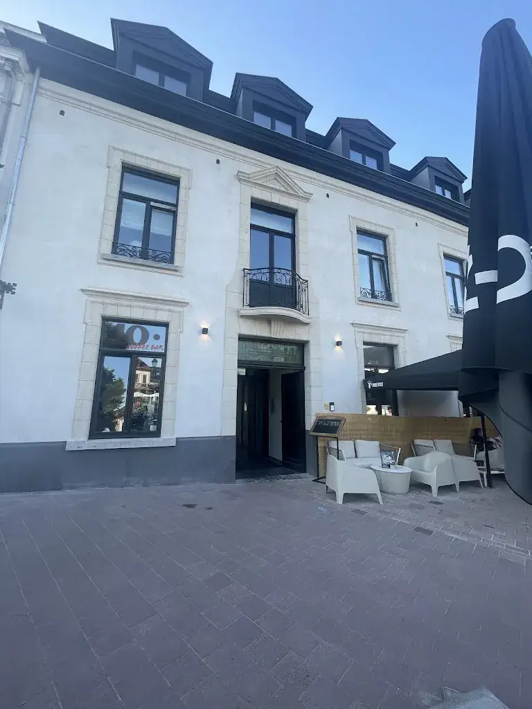 Manar Takrouri_Zéphyr_Tervuren_review