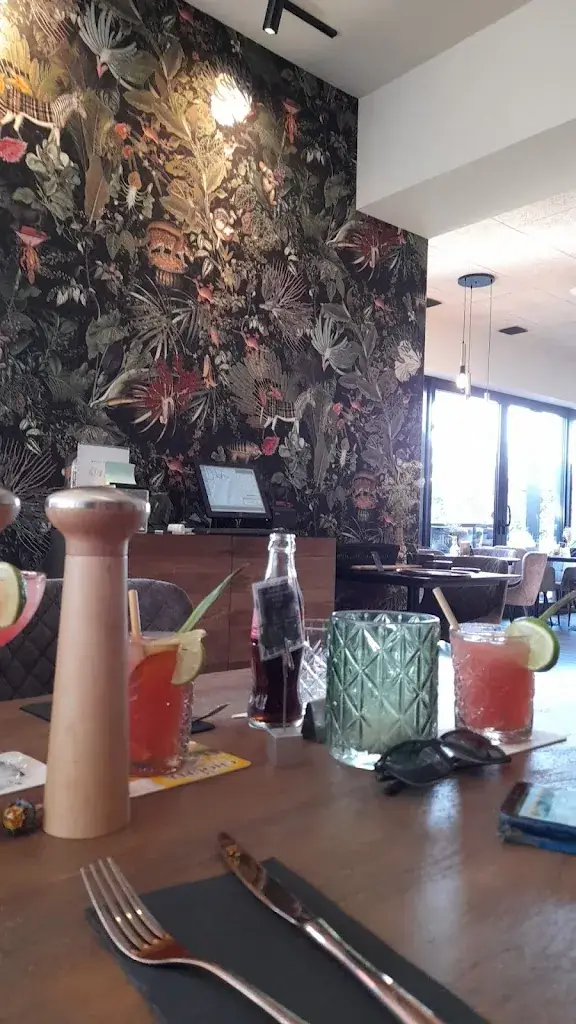 Firstname_De Oude Post_Tessenderlo-Ham_avis