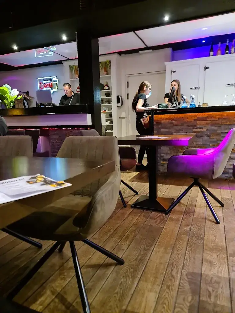 Chill Out Tessenderlo restaurant à Tessenderlo-Ham