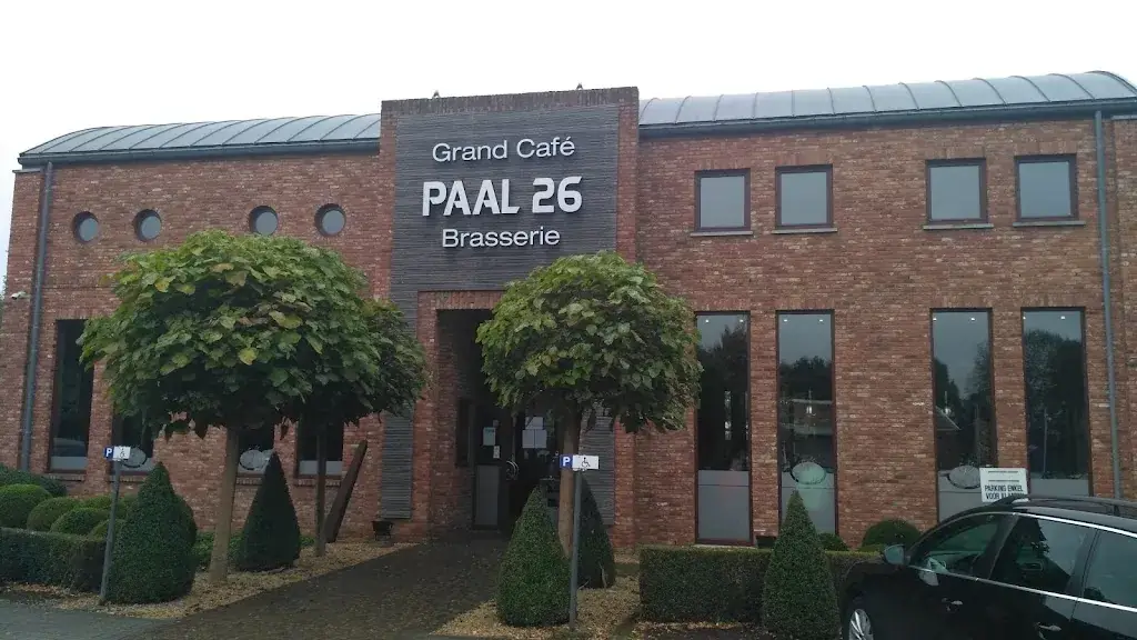 Jan Voral_Paal 26 Grand-Café_Beringen_review