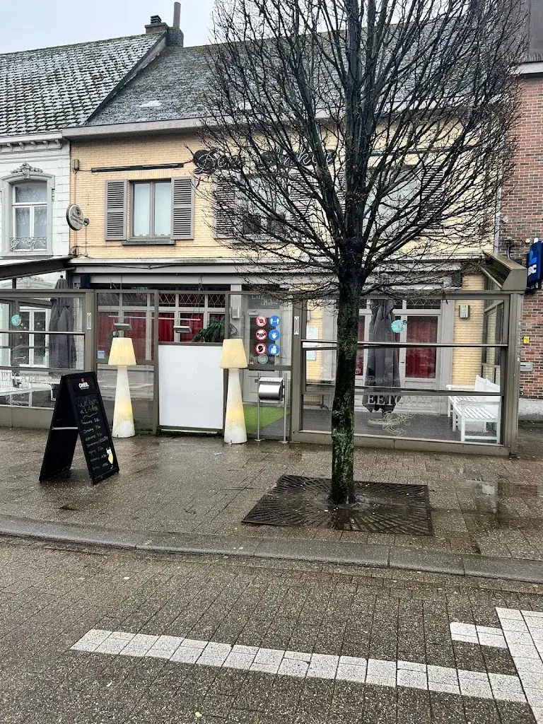 Erkan Tas_Cafee 't Anker_Tessenderlo-Ham_avis