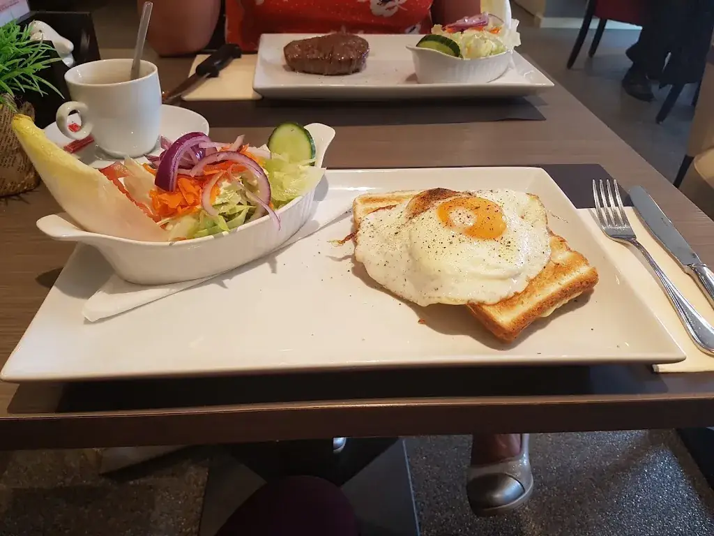 ElkeGaming (ElkeGaming)_St.-Martinus_Tessenderlo-Ham_review