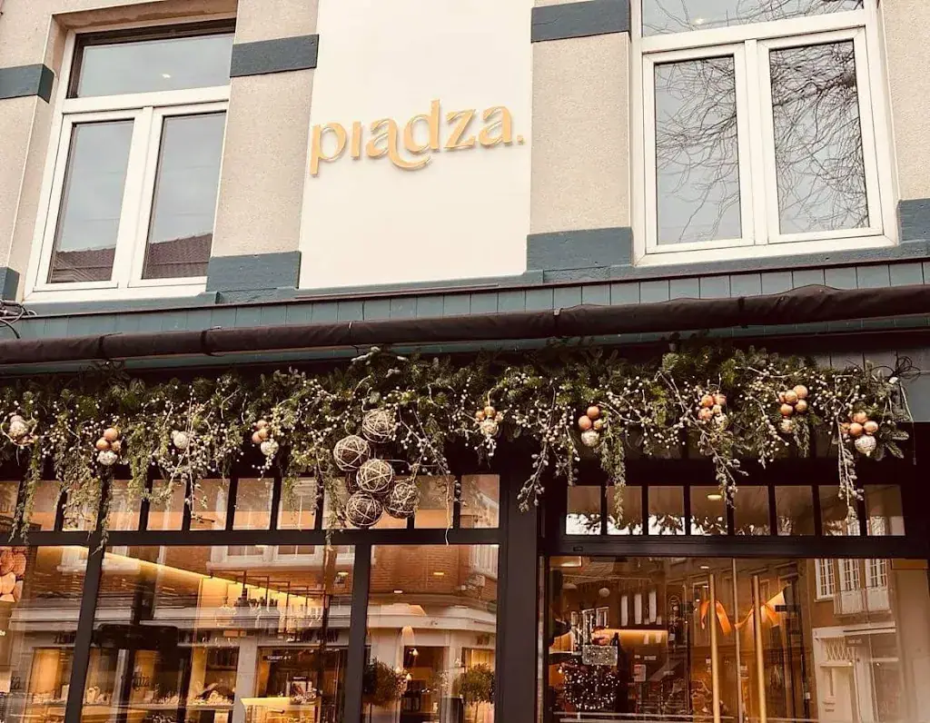 Piadza restaurant in Tielt