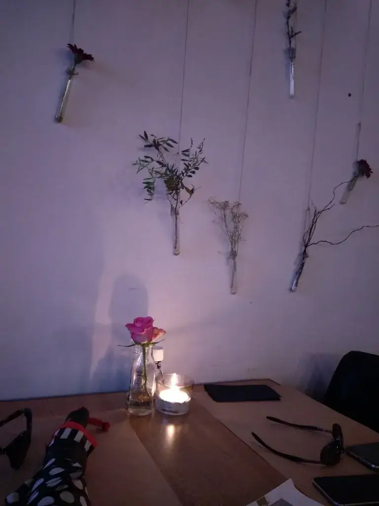 Miki Miki_Met Tijd en Boterhammen_Sint-Niklaas_avis