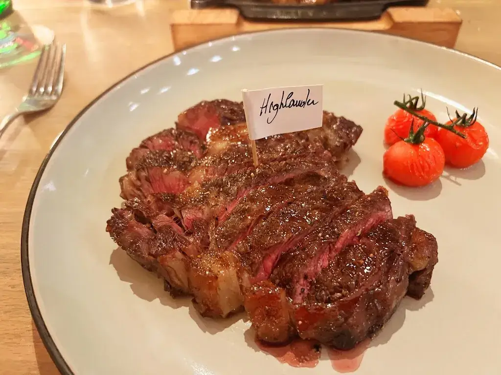 Aydin Kintziger_Den Dorsvlegel_Sint-Niklaas_Bewertung