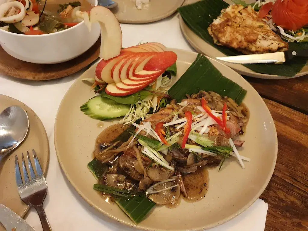 Joagat_Nam Nam Nam_Sint-Niklaas_review