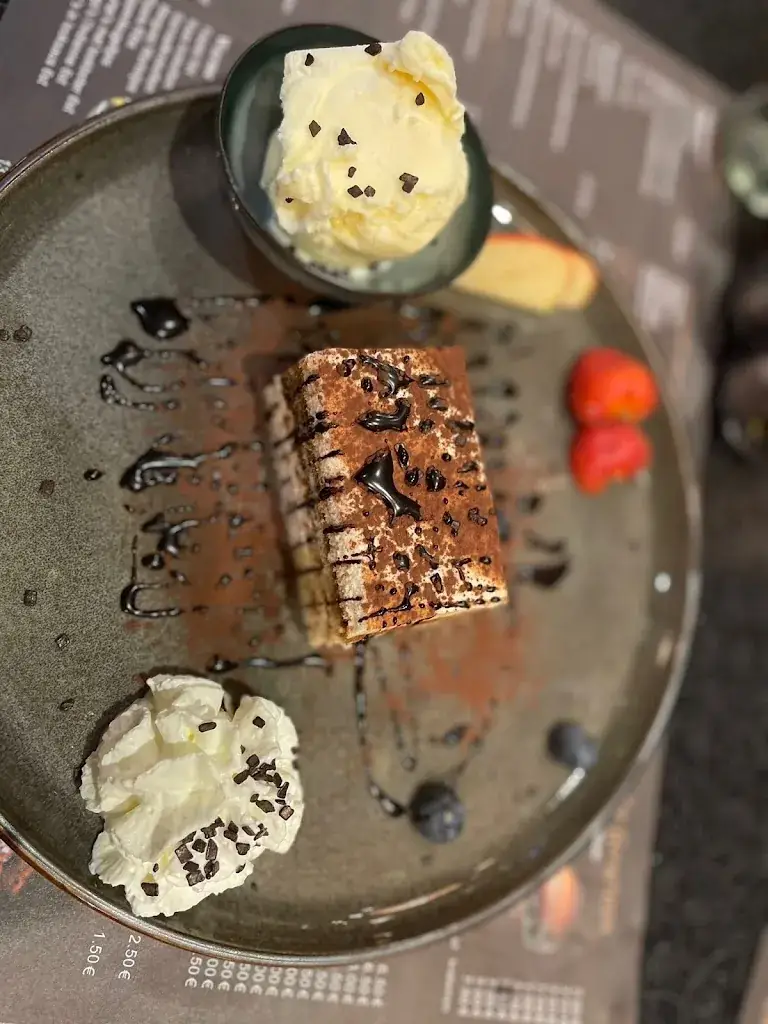 Nathalia Amaya_La bouffe_Sint-Niklaas_review