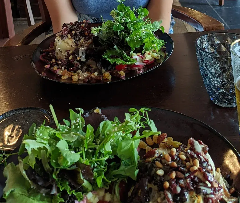 André Matos_Miel Van Kest_Tremelo_reseña