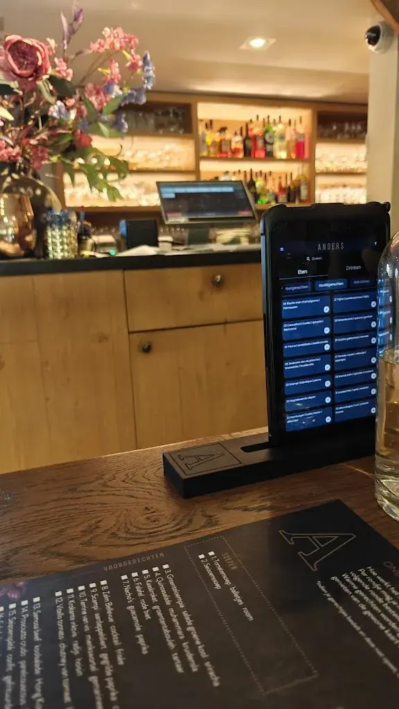 Kelly van looy_Anders Vosselaar_Vosselaar_avis