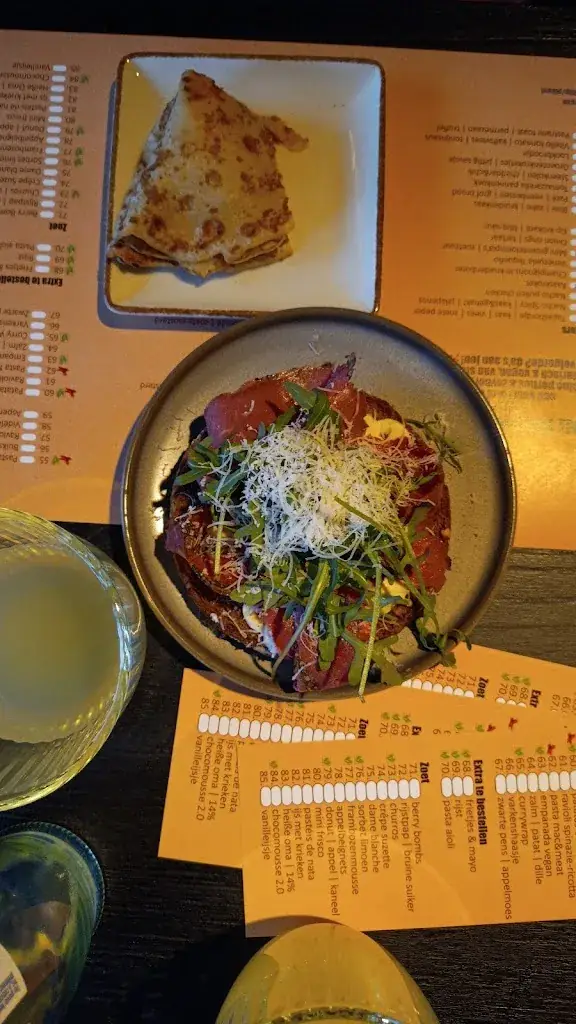 Menu_Whatz Hap_Beringen_image_4