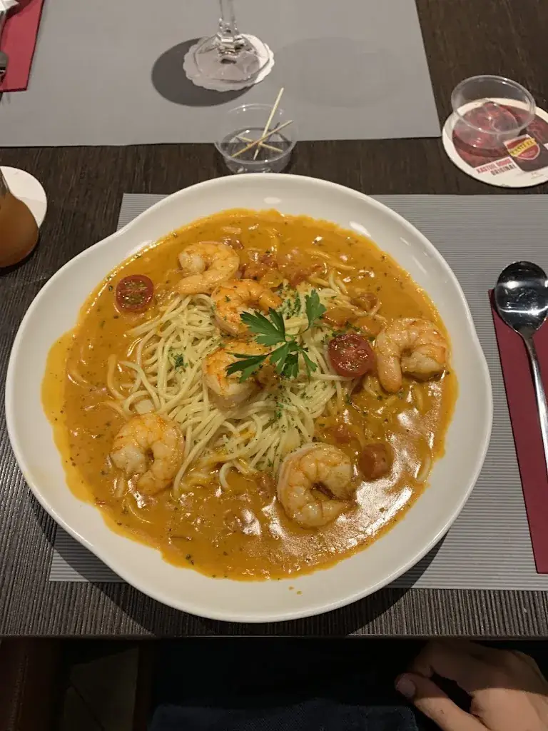 Joel Gayford_De Casque_Tongeren-Borgloon_reseña