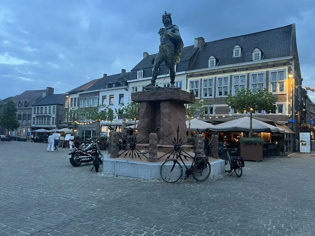 Sencu Sergiu_Intermezzo_Tongeren-Borgloon_avis