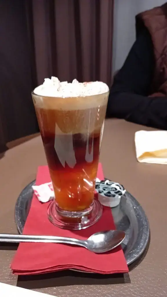 Brasserie Cava_Lochristi_slider_image_3